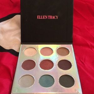 Ellen Tracy eyeshadow!!!
